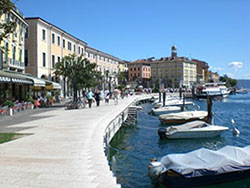 Lungo Lago di Salò